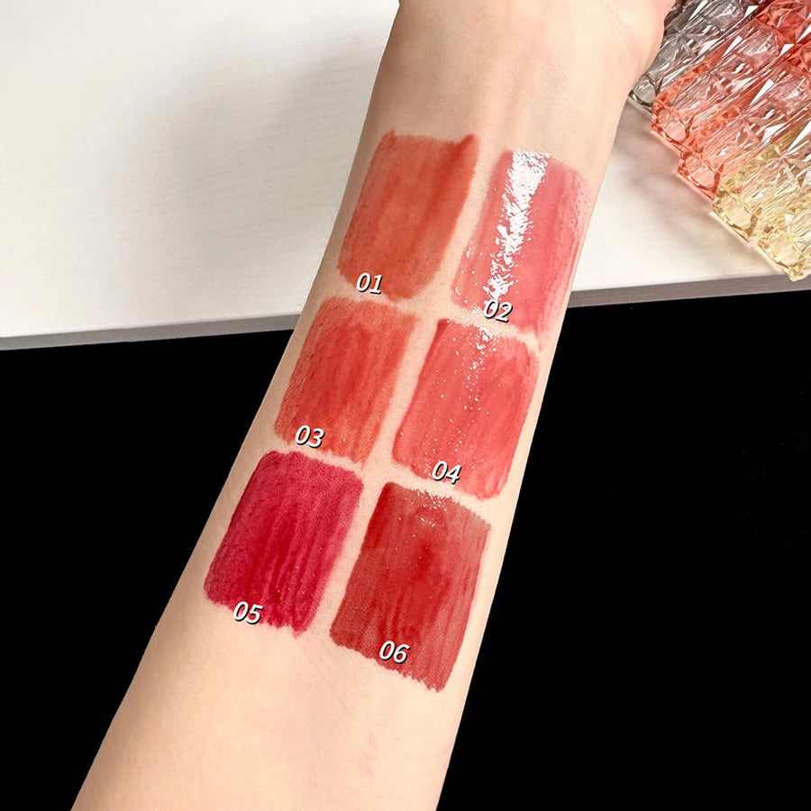 GlassTint – Long-Lasting Mirror Shine Lip Gloss