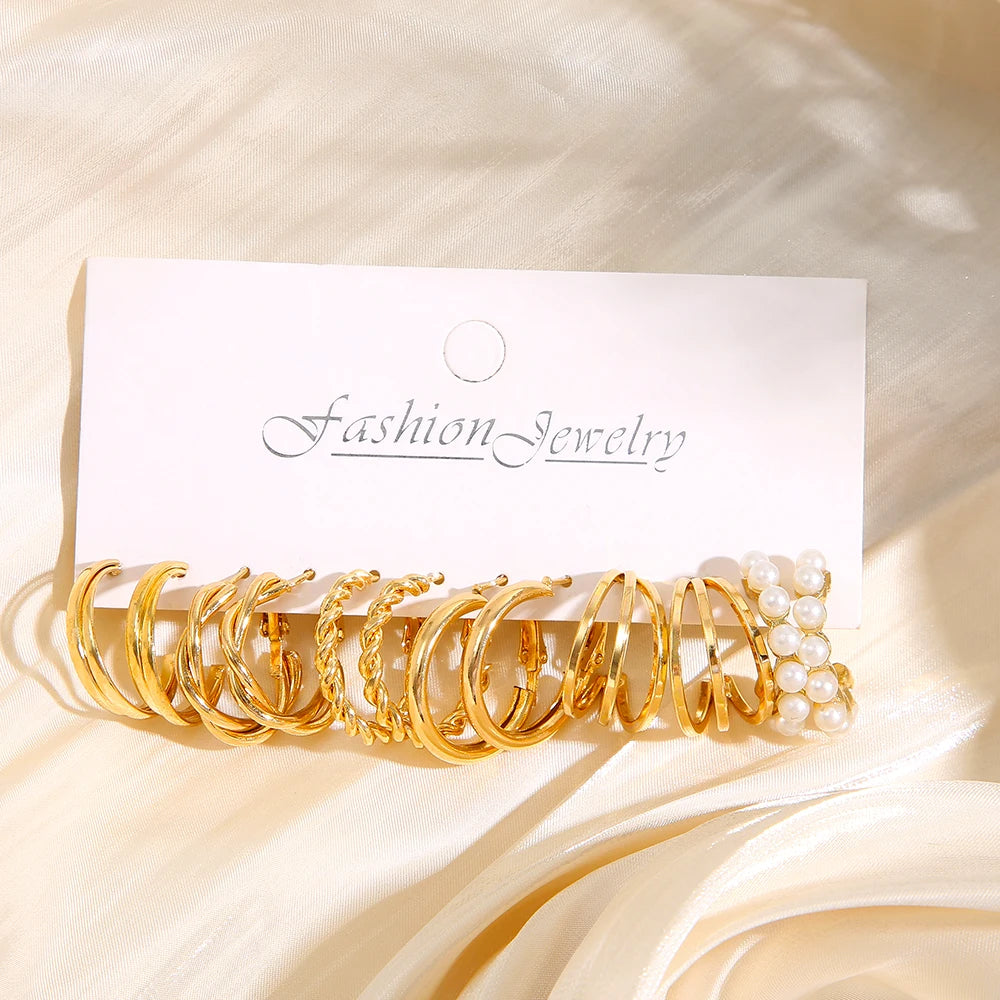 PearlCharm – Heart & Shell Dangle Earrings Set