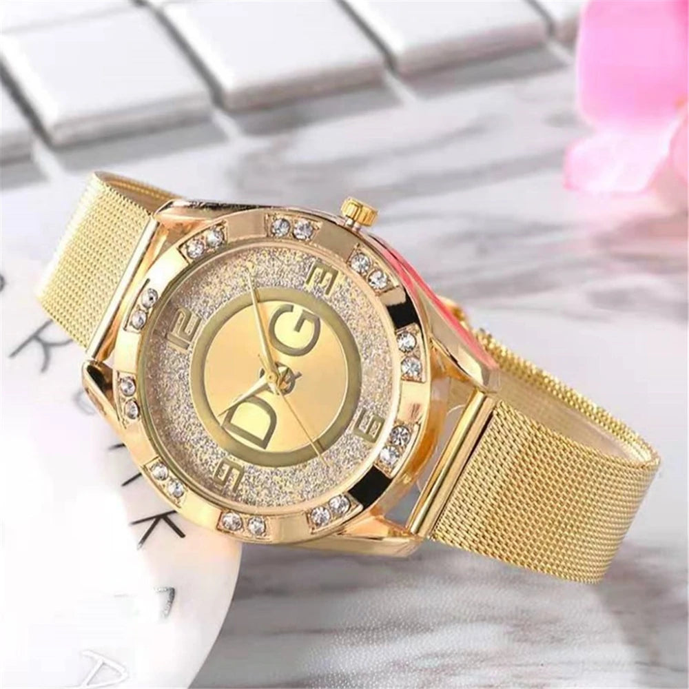 StarGleam DQG – Women's Diamond Quartz Watch with Gold Mesh Strap