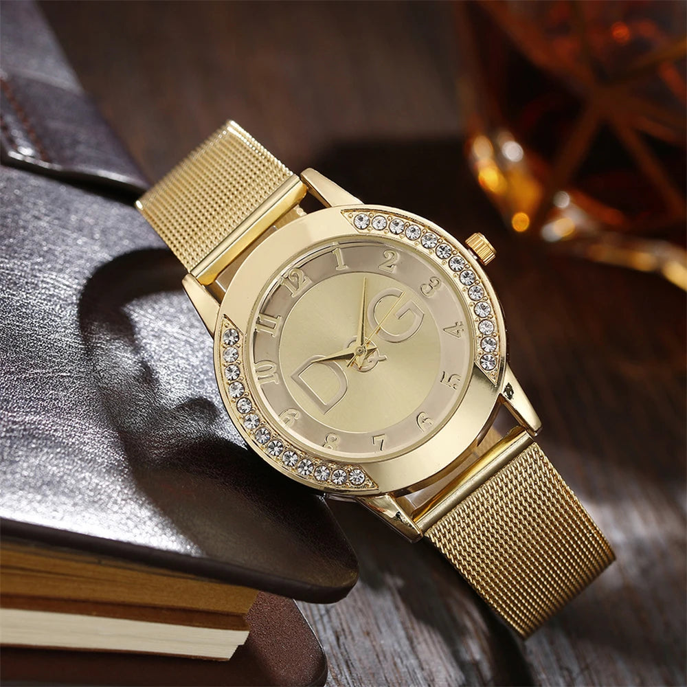 StarGleam DQG – Women's Diamond Quartz Watch with Gold Mesh Strap