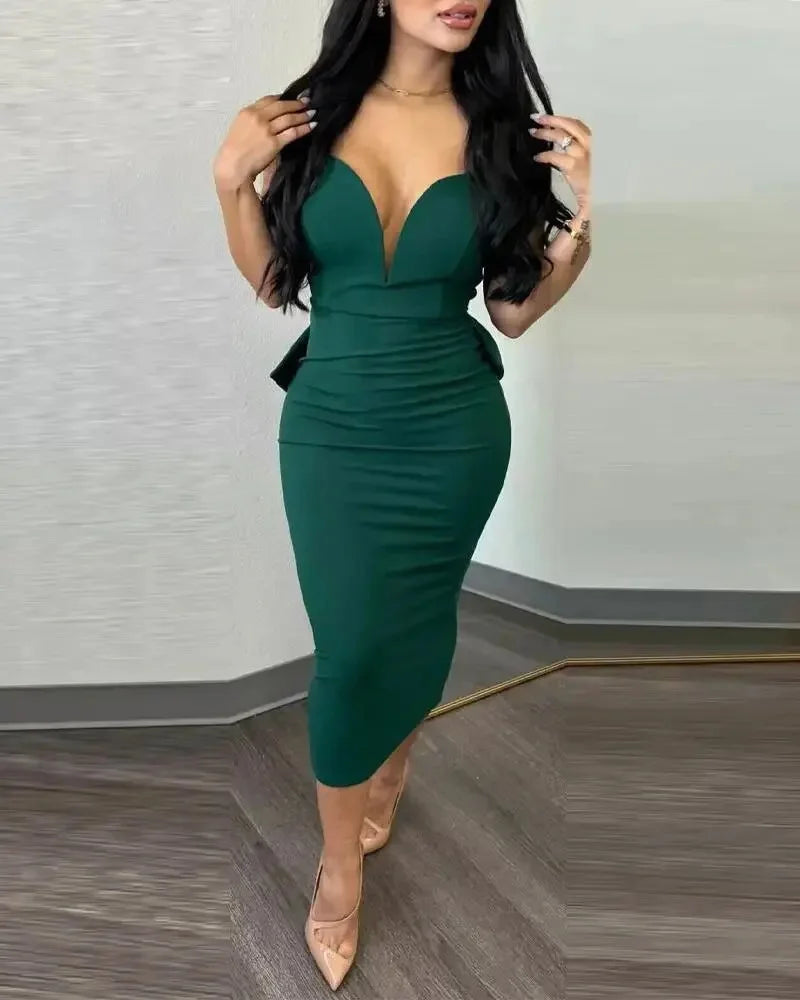 VéraBow – Deep V Open-Back Slit Dress with Statement Bow