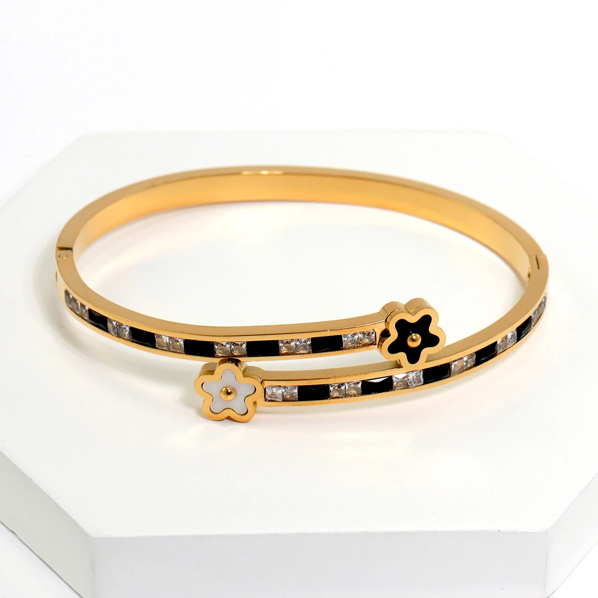 3-Piece Stainless Steel Clover & Cross Bracelets Set – Women’s Fashion Jewelry