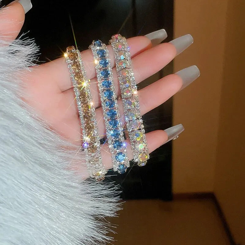 Colorful Rhinestone Round Clasp Bracelet – Elegant Light Luxury for Women