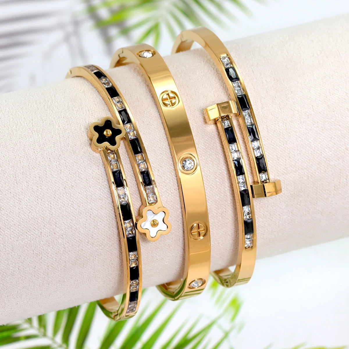 3-Piece Stainless Steel Clover & Cross Bracelets Set – Women’s Fashion Jewelry